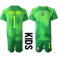 Brazil Alisson Becker #1 Golmanski Gostujuci Dres za djecu SP 2022 Kratak Rukav (+ Kratke hlače)
